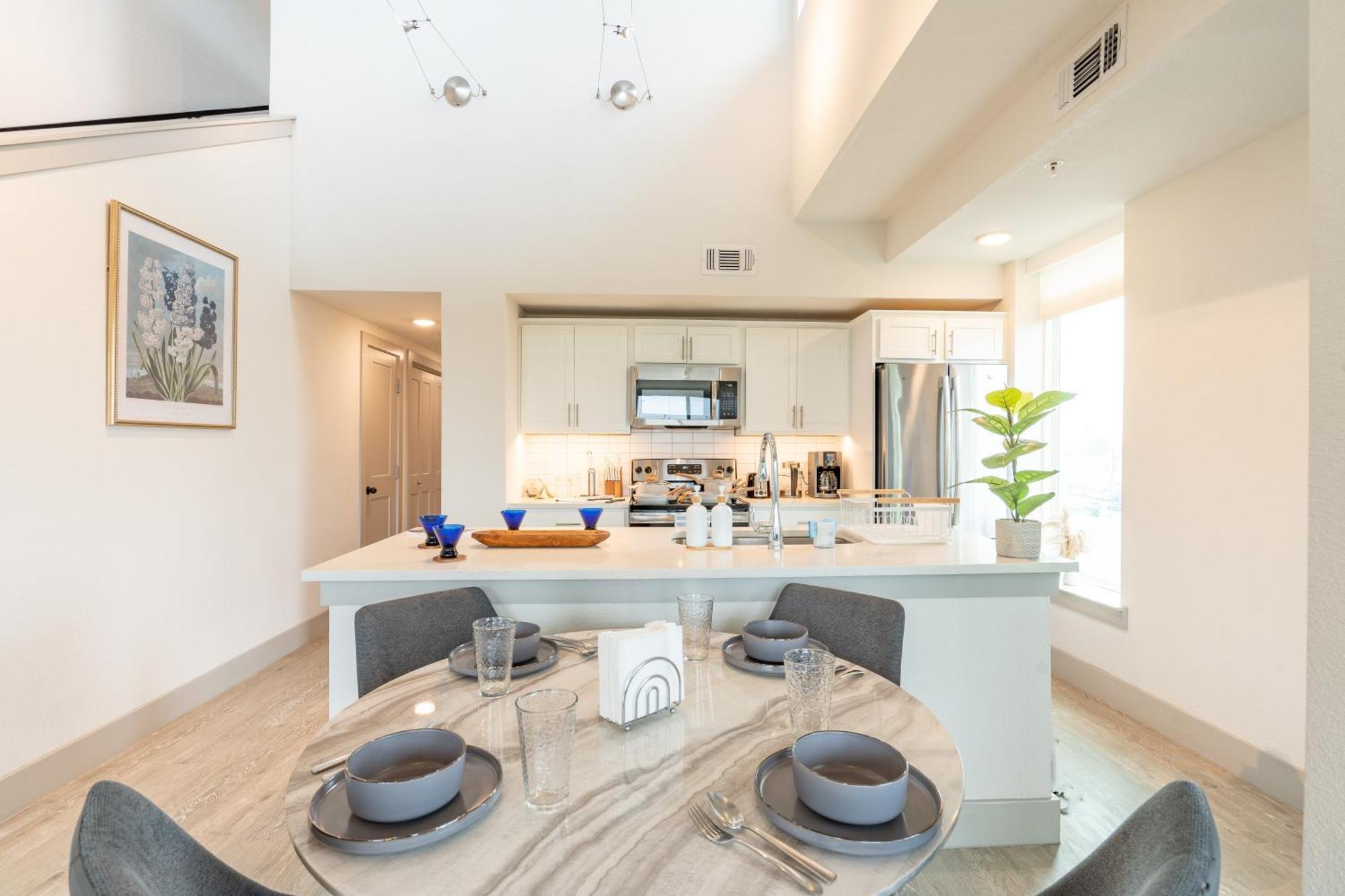 Riverwalk Penthouse Oasis W/Free Parking Gym Pool San Antonio Esterno foto