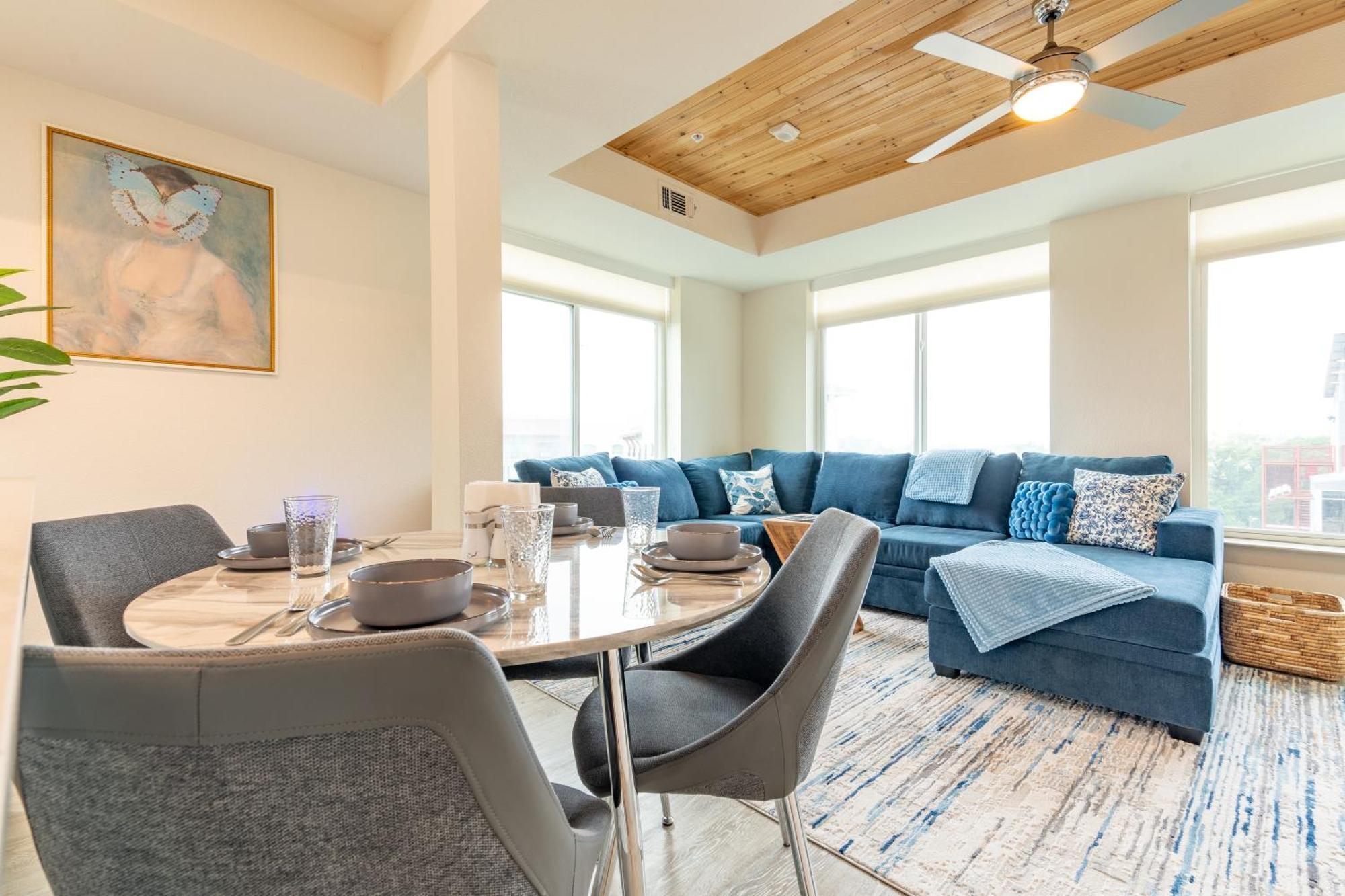 Riverwalk Penthouse Oasis W/Free Parking Gym Pool San Antonio Esterno foto