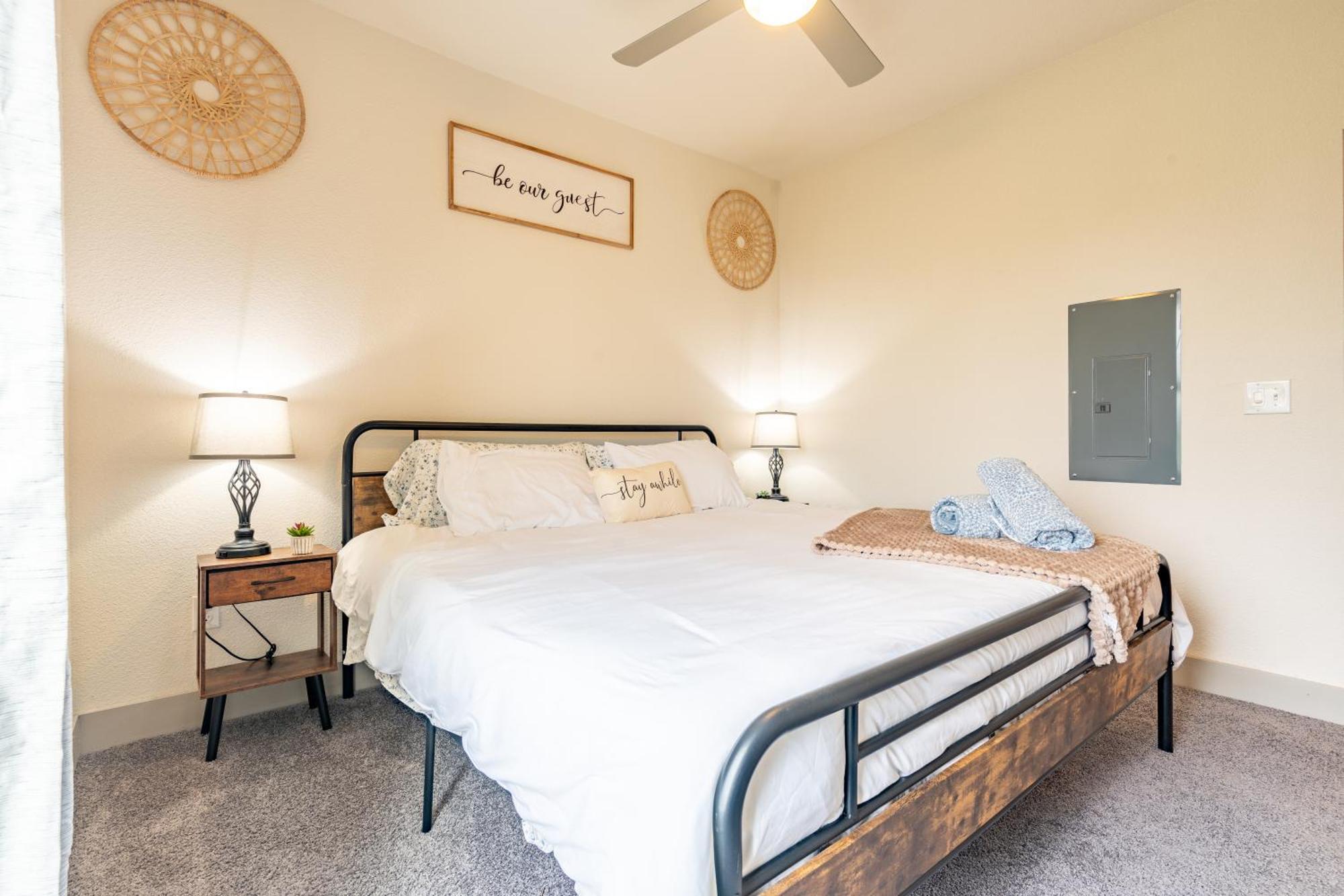 Riverwalk Penthouse Oasis W/Free Parking Gym Pool San Antonio Esterno foto