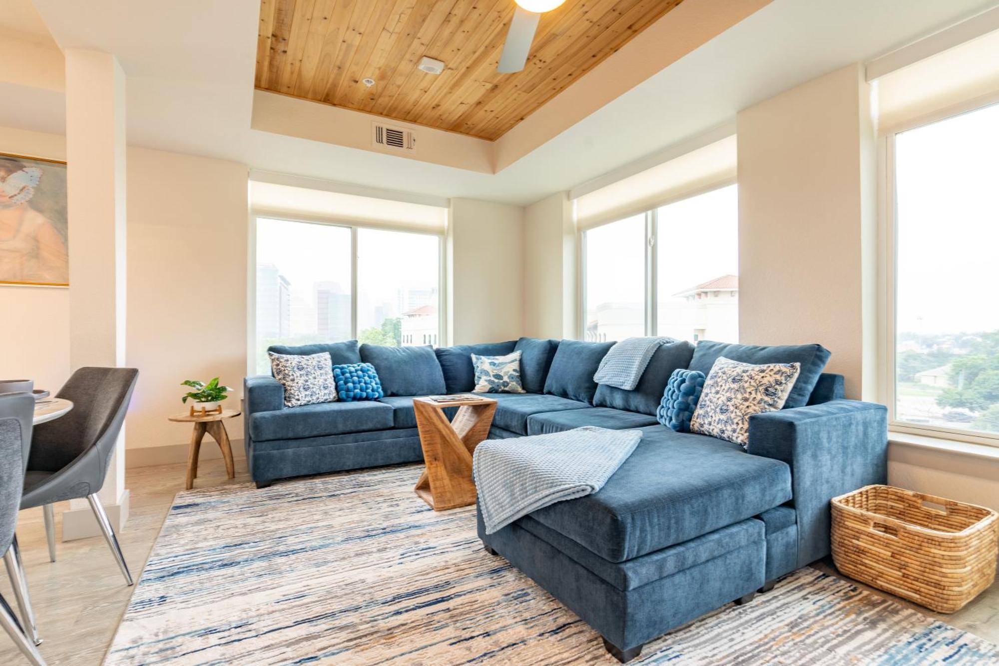 Riverwalk Penthouse Oasis W/Free Parking Gym Pool San Antonio Esterno foto